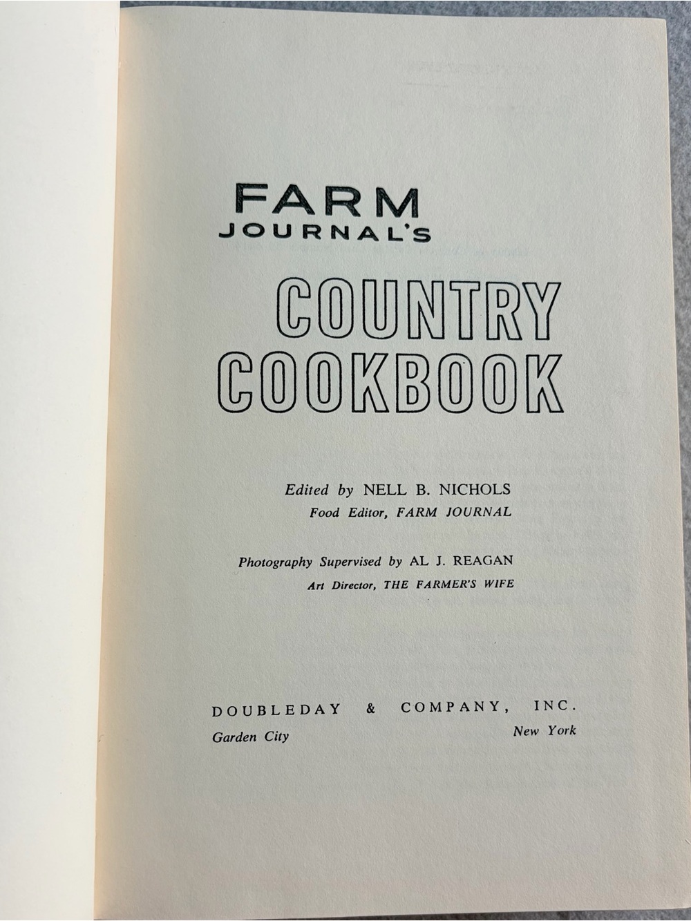 FARM JOURNAL'S COUNTRY COOKBOOK Kitchen 1000+ recipes 1959 Vintage 1st edition